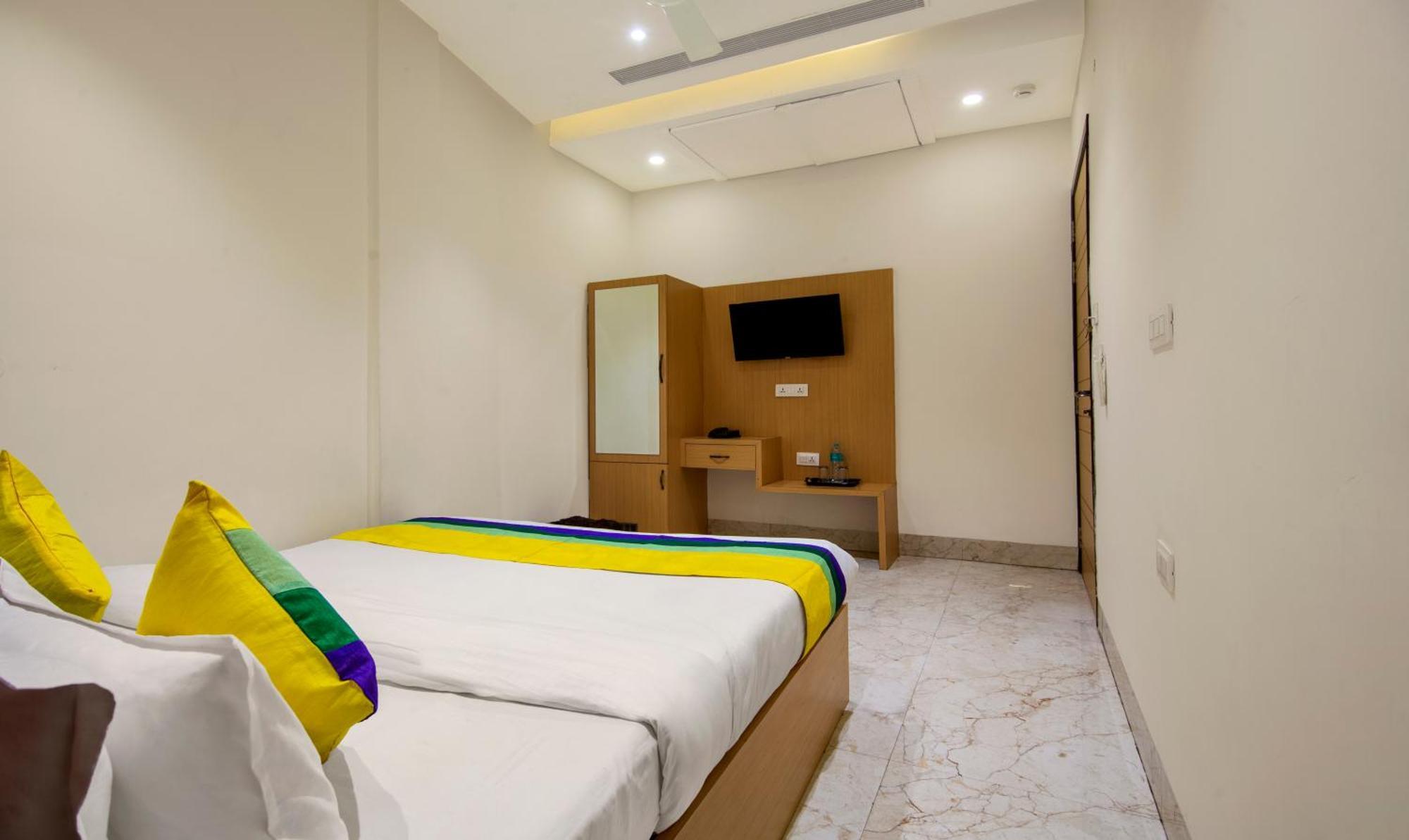 Itsy Hotels Sehdev Residency, Near Golden Temple อัมริตสา ภายนอก รูปภาพ
