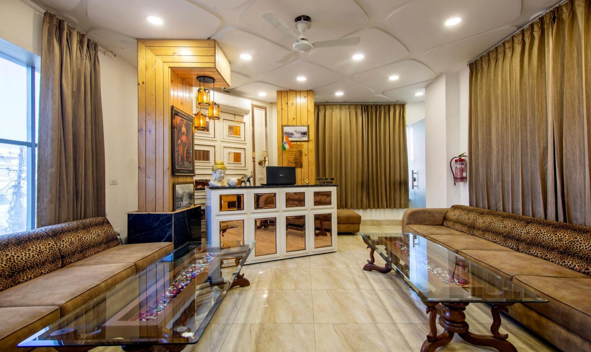 Itsy Hotels Sehdev Residency, Near Golden Temple อัมริตสา ภายนอก รูปภาพ