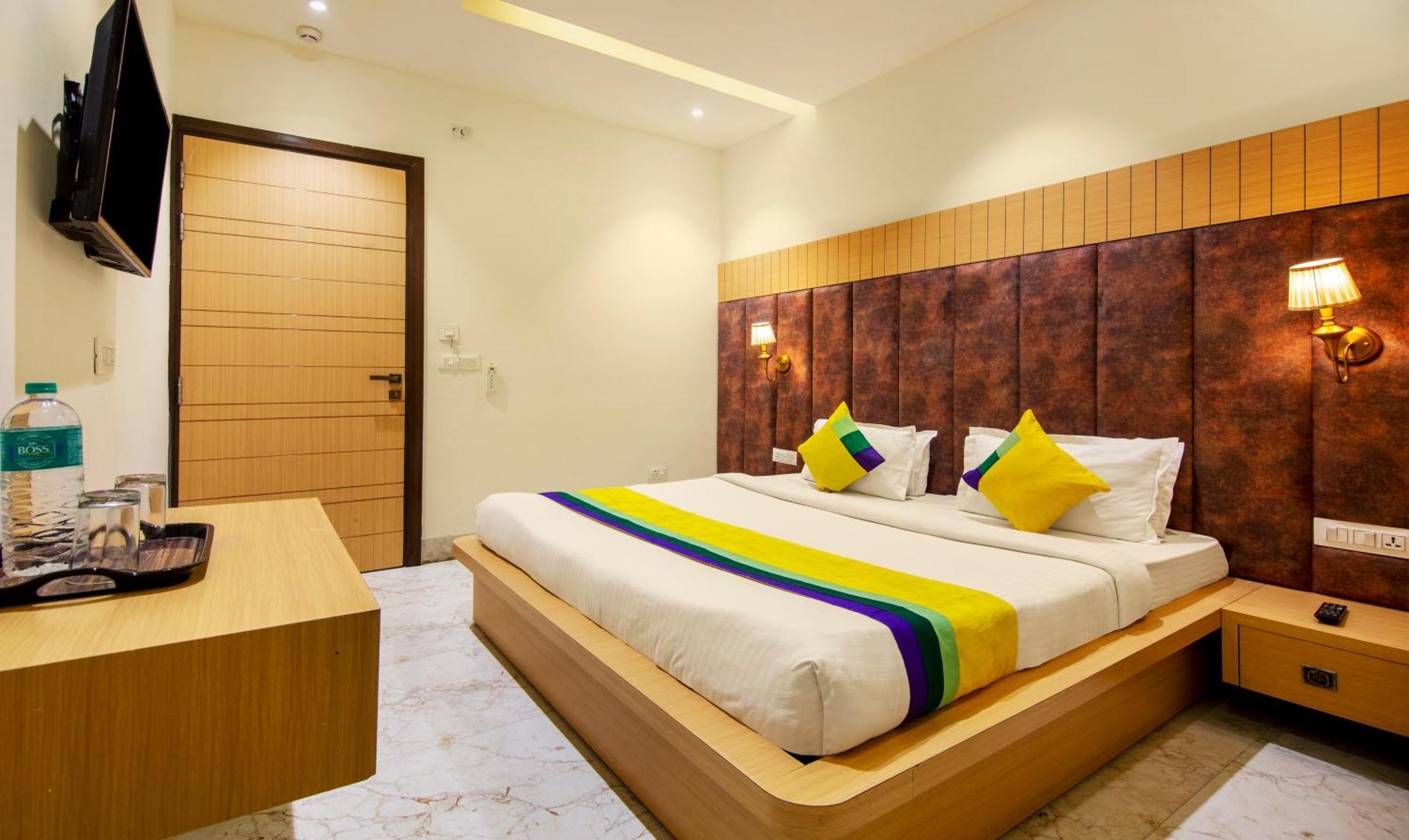 Itsy Hotels Sehdev Residency, Near Golden Temple อัมริตสา ภายนอก รูปภาพ