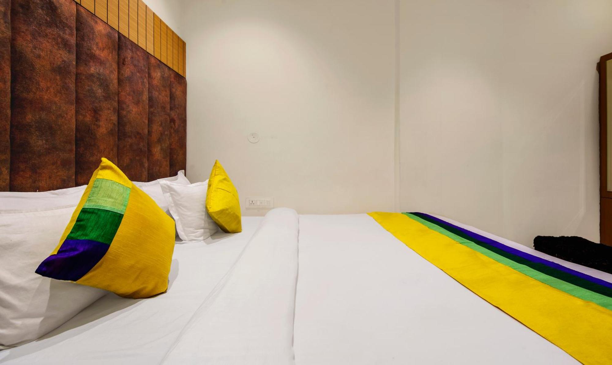 Itsy Hotels Sehdev Residency, Near Golden Temple อัมริตสา ภายนอก รูปภาพ