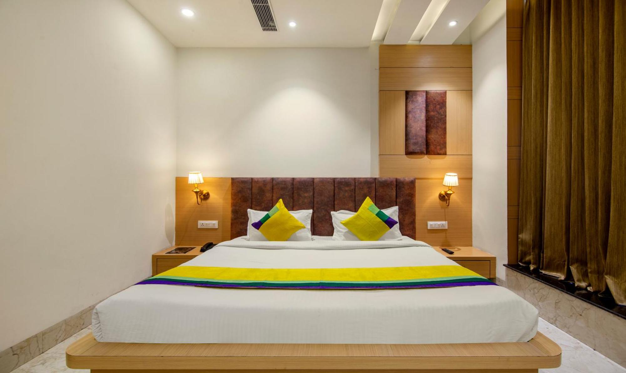 Itsy Hotels Sehdev Residency, Near Golden Temple อัมริตสา ภายนอก รูปภาพ