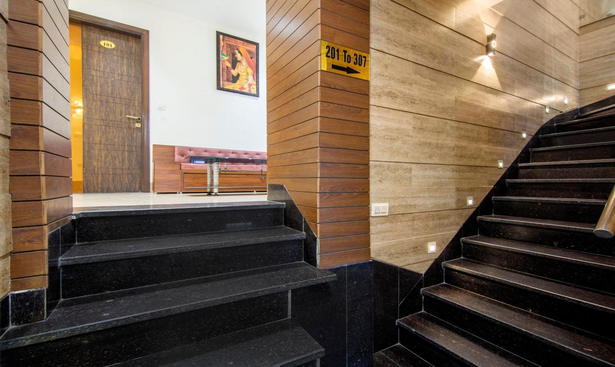 Itsy Hotels Sehdev Residency, Near Golden Temple อัมริตสา ภายนอก รูปภาพ