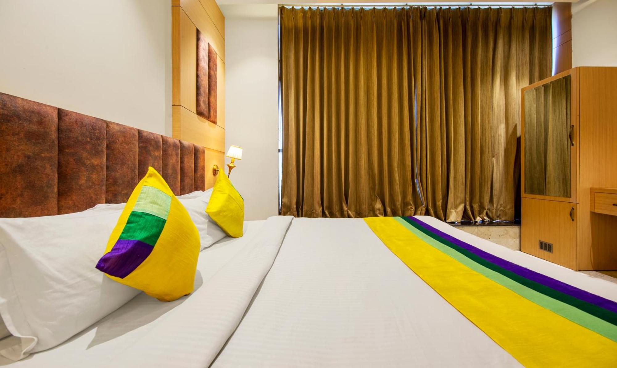 Itsy Hotels Sehdev Residency, Near Golden Temple อัมริตสา ภายนอก รูปภาพ